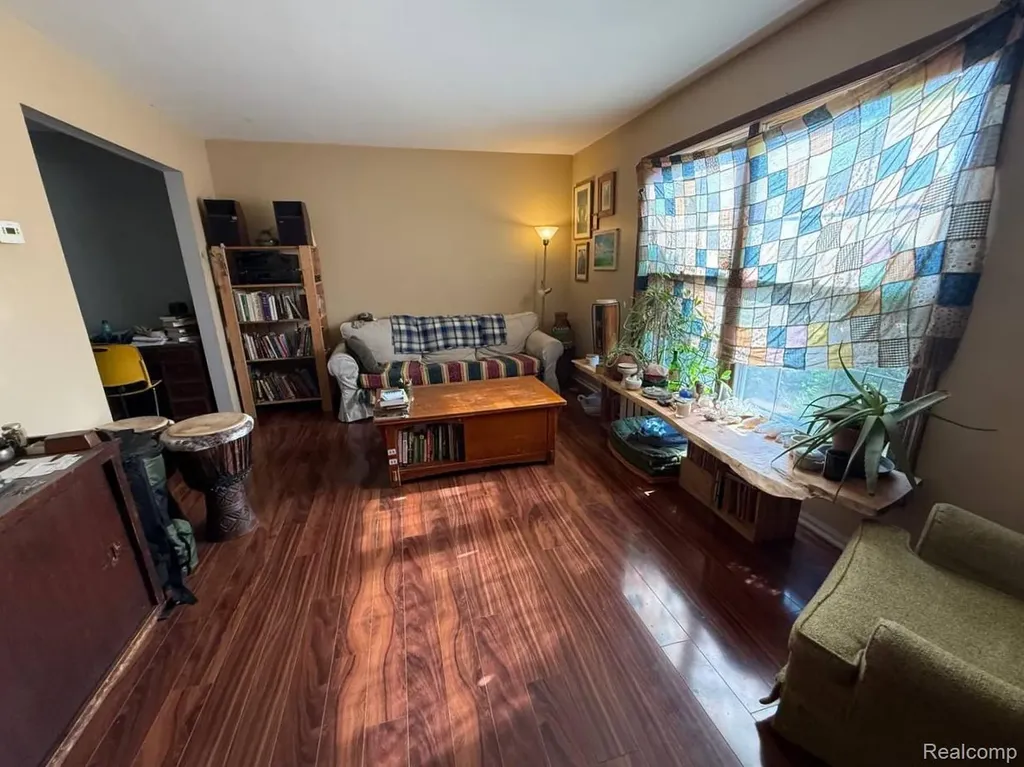 1950 Andover Drive Superior Charter Township MI 48198