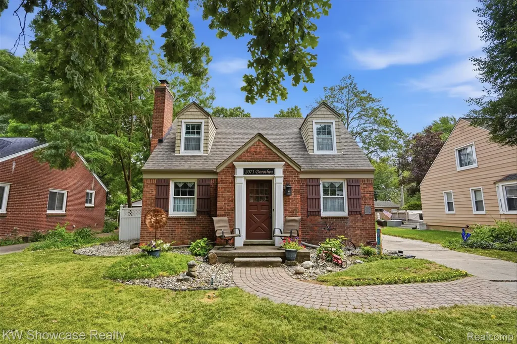 2071 Dorothea Road Berkley City MI 48072