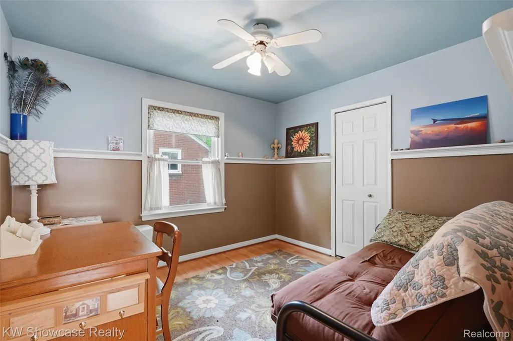 2071 Dorothea Road Berkley City MI 48072