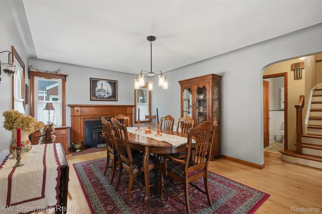 2071 Dorothea Road Berkley City MI 48072