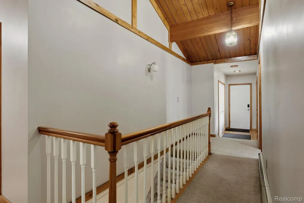 1215 Oakwood Road Brandon Charter Township MI 48462