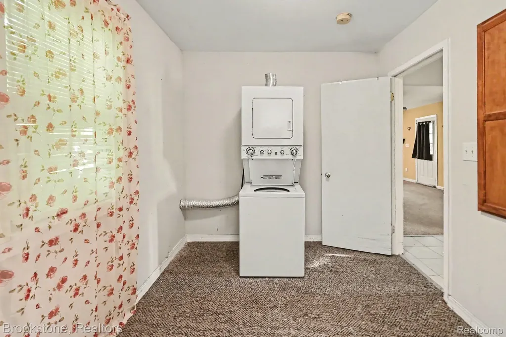 808 Emmett Avenue Summit Township MI 49203