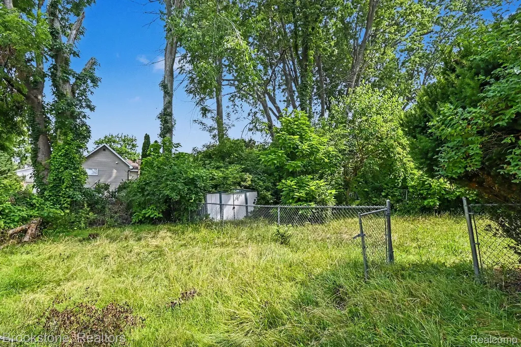 808 Emmett Avenue Summit Township MI 49203