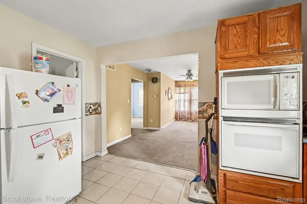 808 Emmett Avenue Summit Township MI 49203