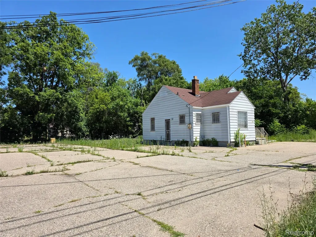 3106 W Pierson Road Mt. Morris Township MI 48504
