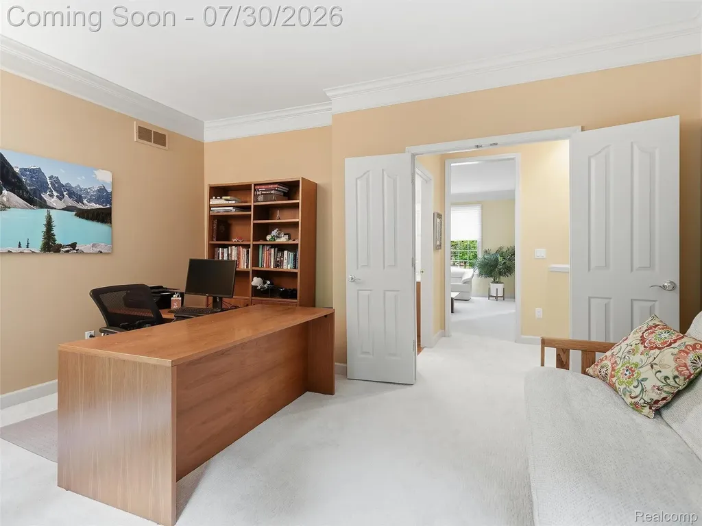 7025 Yorkshire Court West Bloomfield Charter Township MI 48322
