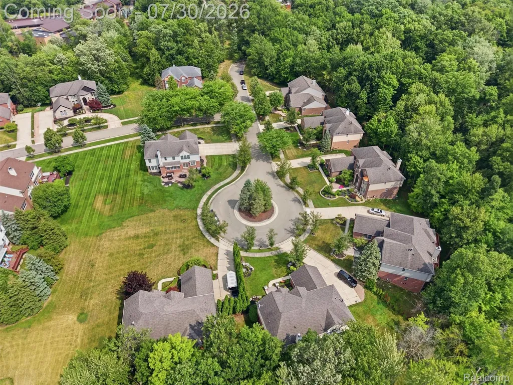 7025 Yorkshire Court West Bloomfield Charter Township MI 48322