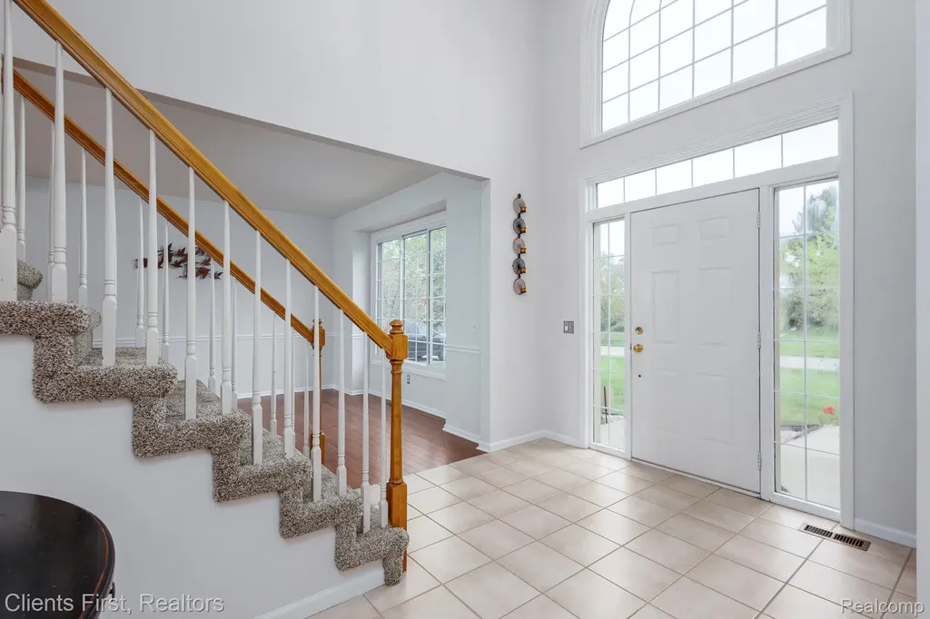 45498 Muirfield Drive Canton Charter Township MI 48188
