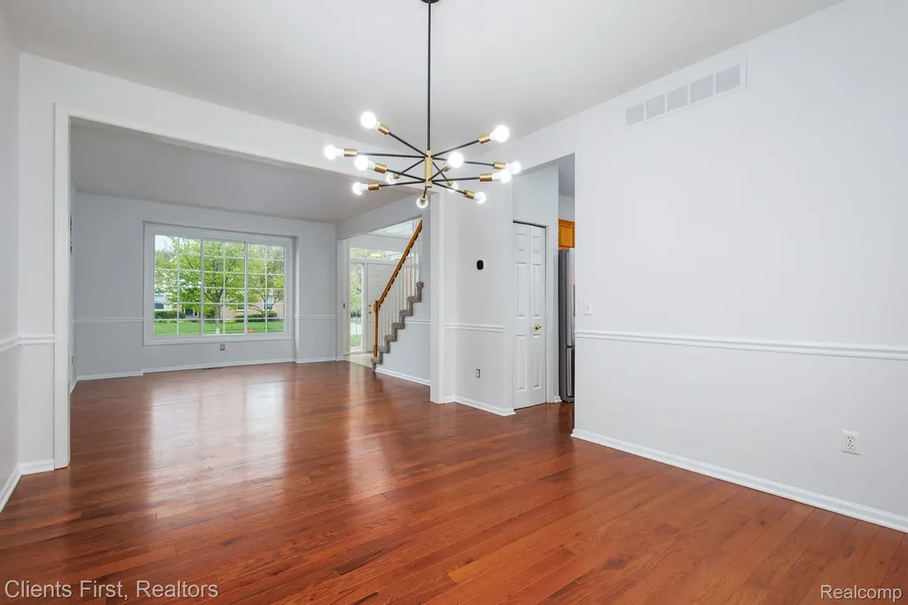 45498 Muirfield Drive Canton Charter Township MI 48188