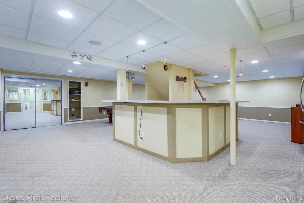 45498 Muirfield Drive Canton Charter Township MI 48188