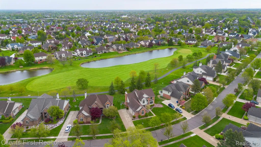 45498 Muirfield Drive Canton Charter Township MI 48188