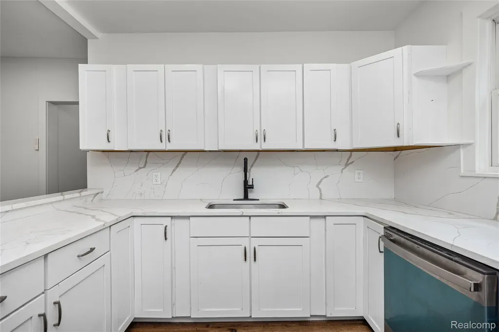 3251 Calvert Street Detroit City MI 48206