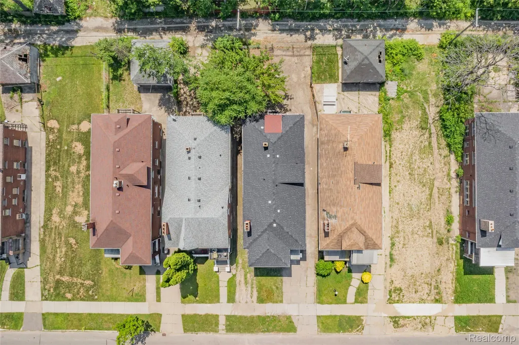 3251 Calvert Street Detroit City MI 48206
