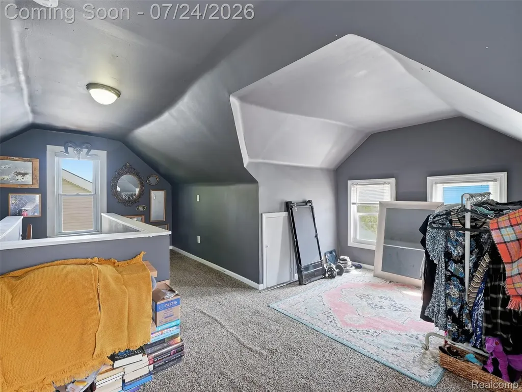 27715 Park Court Madison Heights City MI 48071