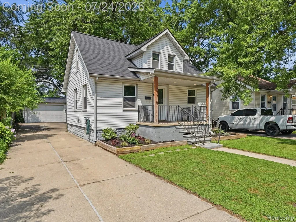 27715 Park Court Madison Heights City MI 48071