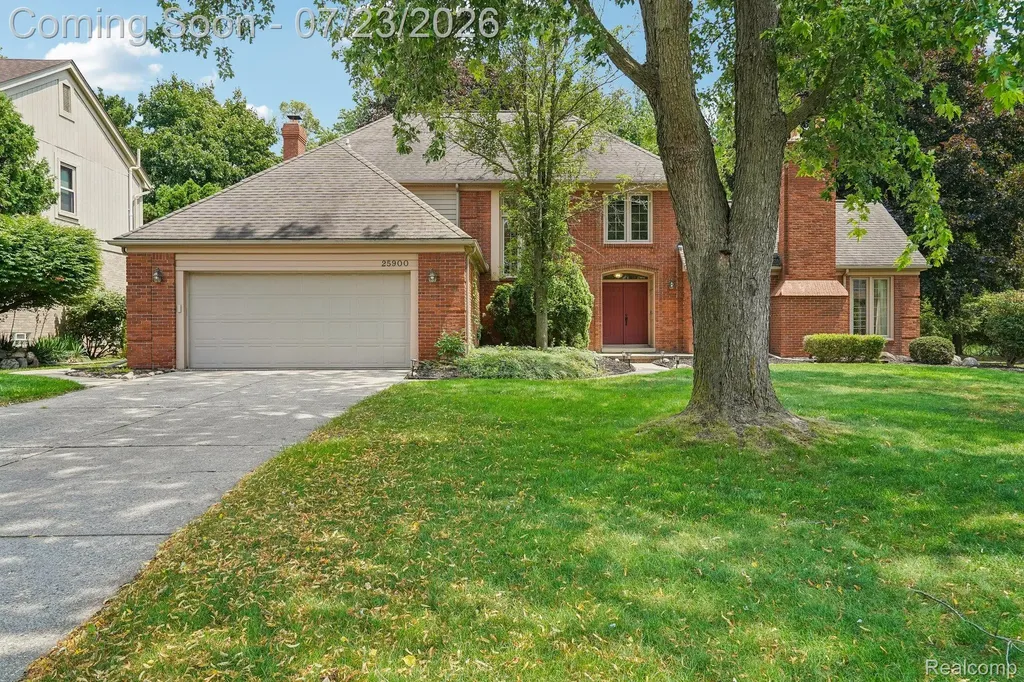 25900 Hunt Club Boulevard Farmington Hills City MI 48335