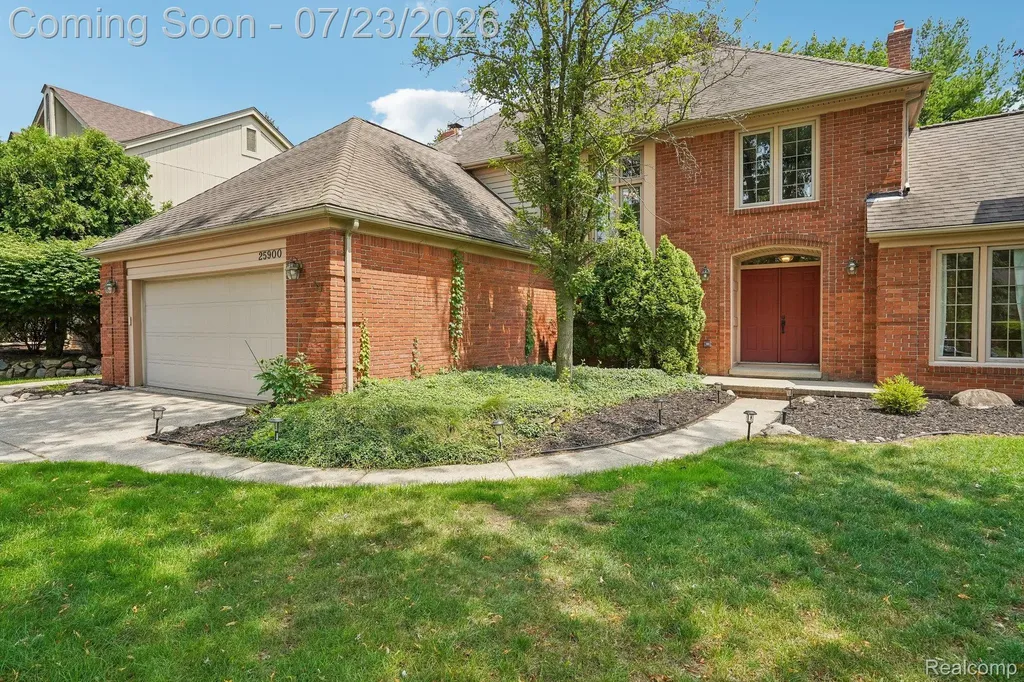 25900 Hunt Club Boulevard Farmington Hills City MI 48335