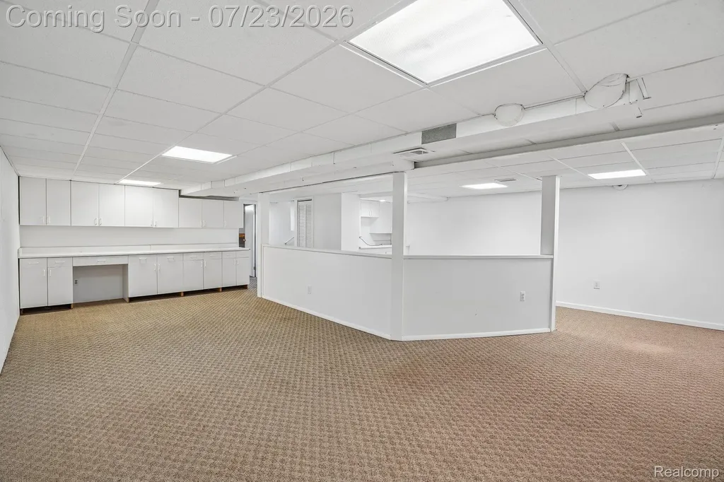 25900 Hunt Club Boulevard Farmington Hills City MI 48335