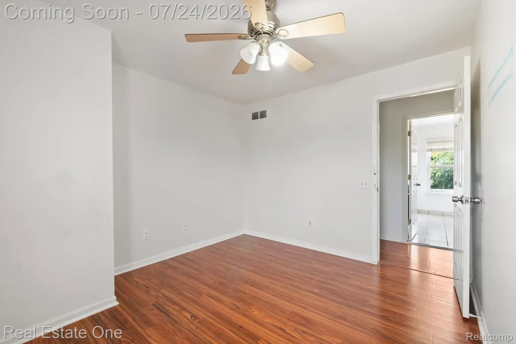 5510 Greenbriar Drive West Bloomfield Charter Township MI 48322