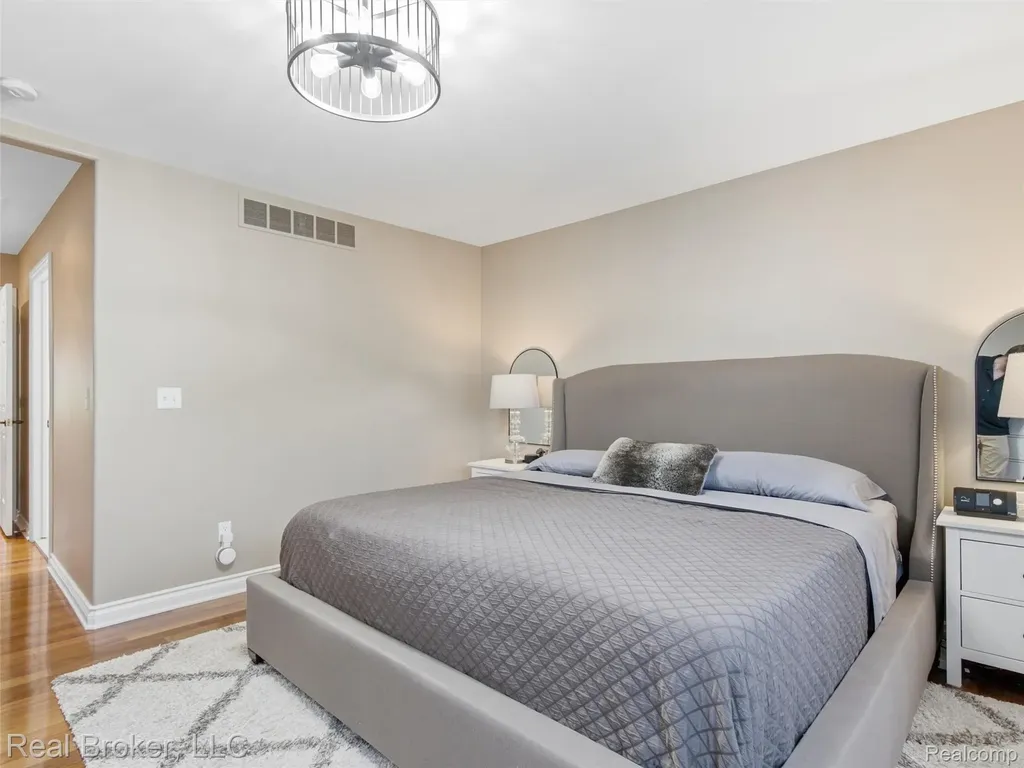 53397 Zachary Drive Chesterfield Township MI 48047