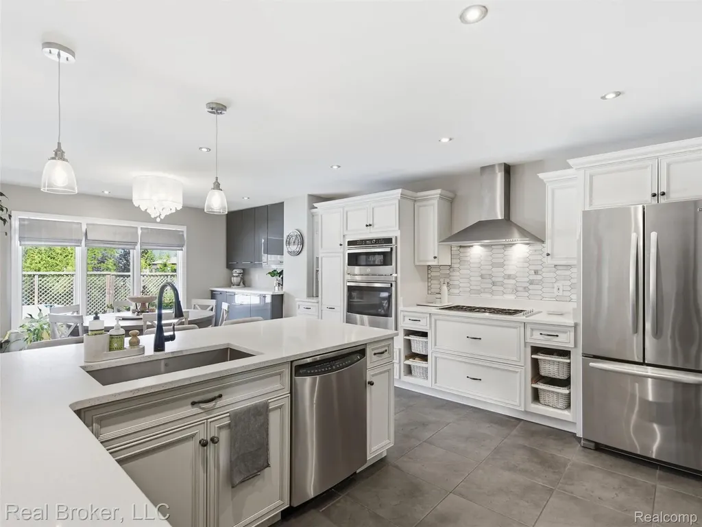 53397 Zachary Drive Chesterfield Township MI 48047