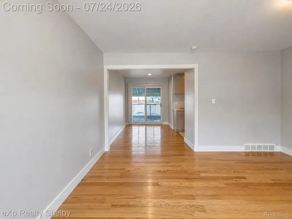 20115 Merle Court Clinton Charter Township MI 48035