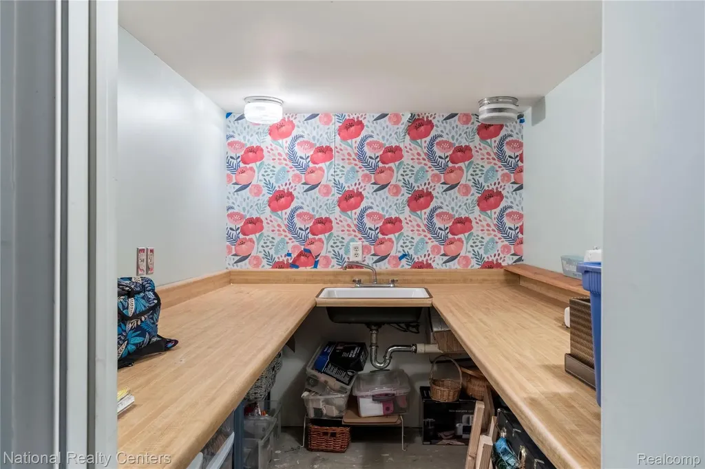 34838 Perth Street Livonia City MI 48154