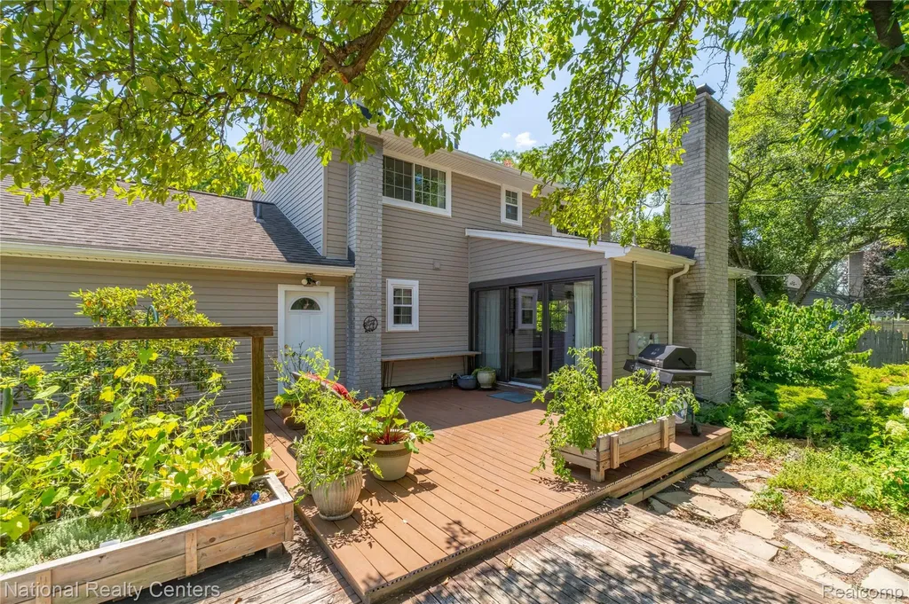 34838 Perth Street Livonia City MI 48154