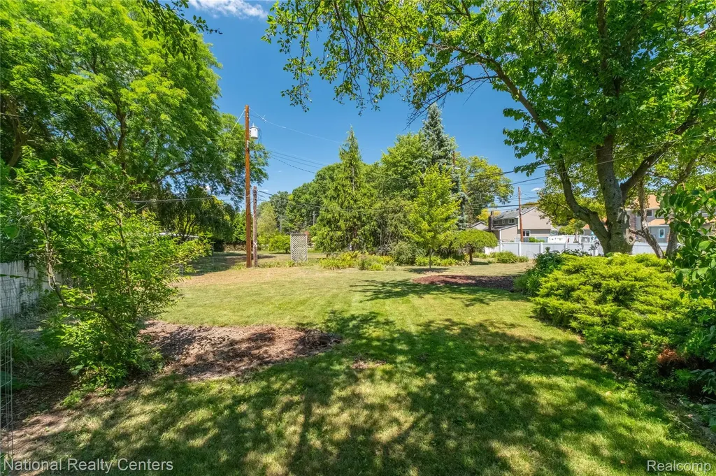 34838 Perth Street Livonia City MI 48154