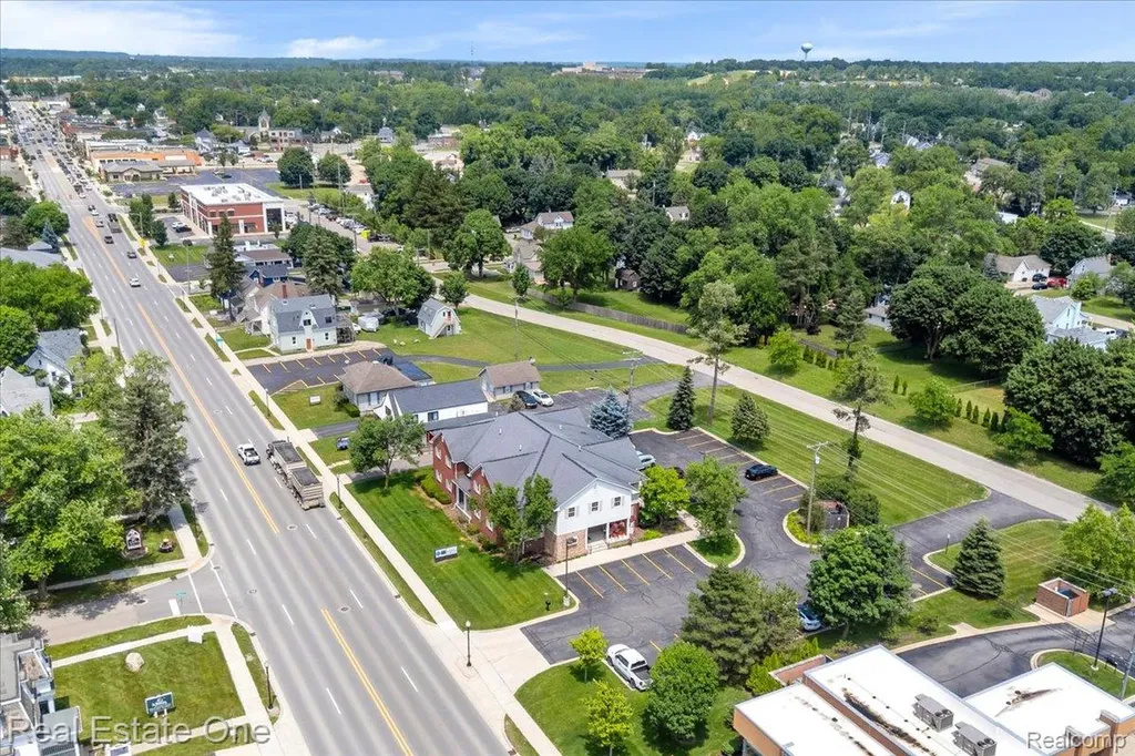 110 S Washington Street Oxford Village MI 48371