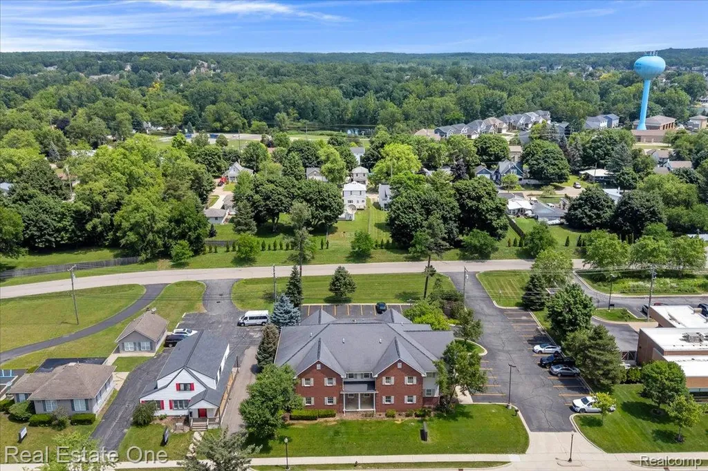 110 S Washington Street Oxford Village MI 48371
