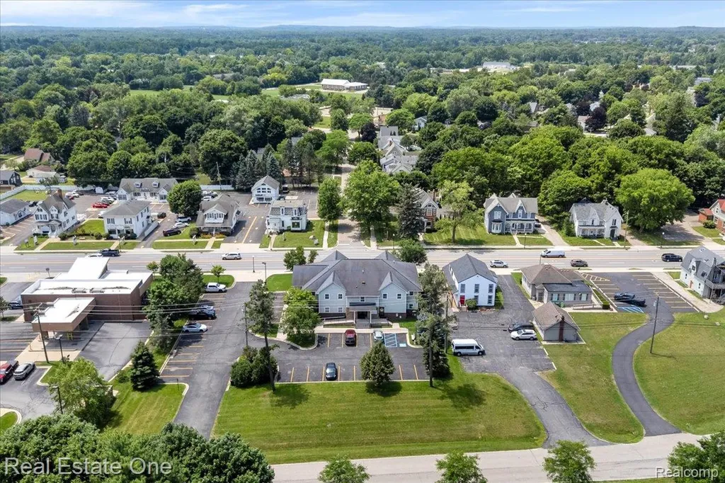 110 S Washington Street Oxford Village MI 48371