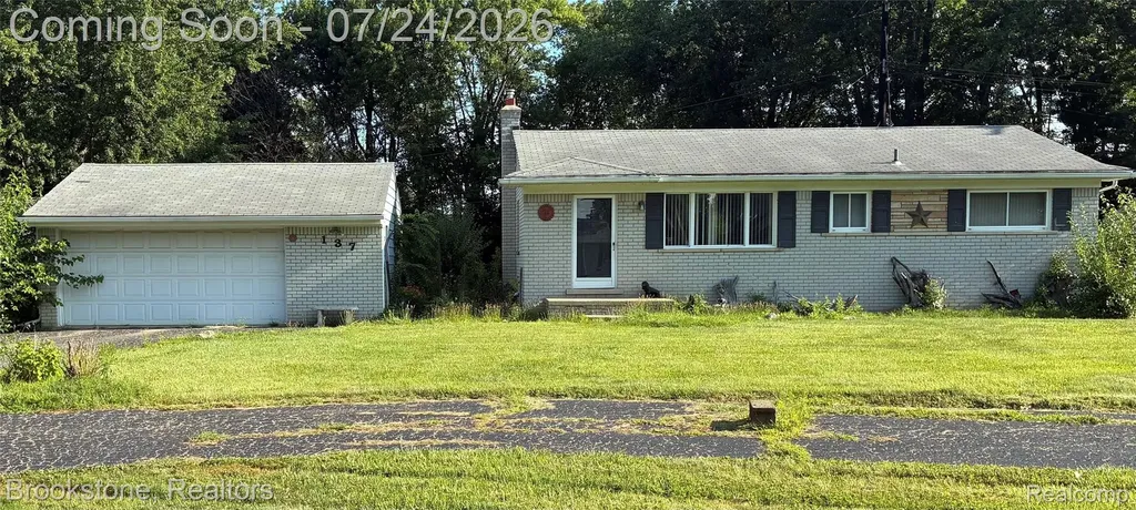 137 Michelson Road Rochester Hills City MI 48307