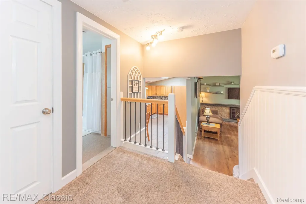 42150 Lakeland Court Plymouth Charter Township MI 48170