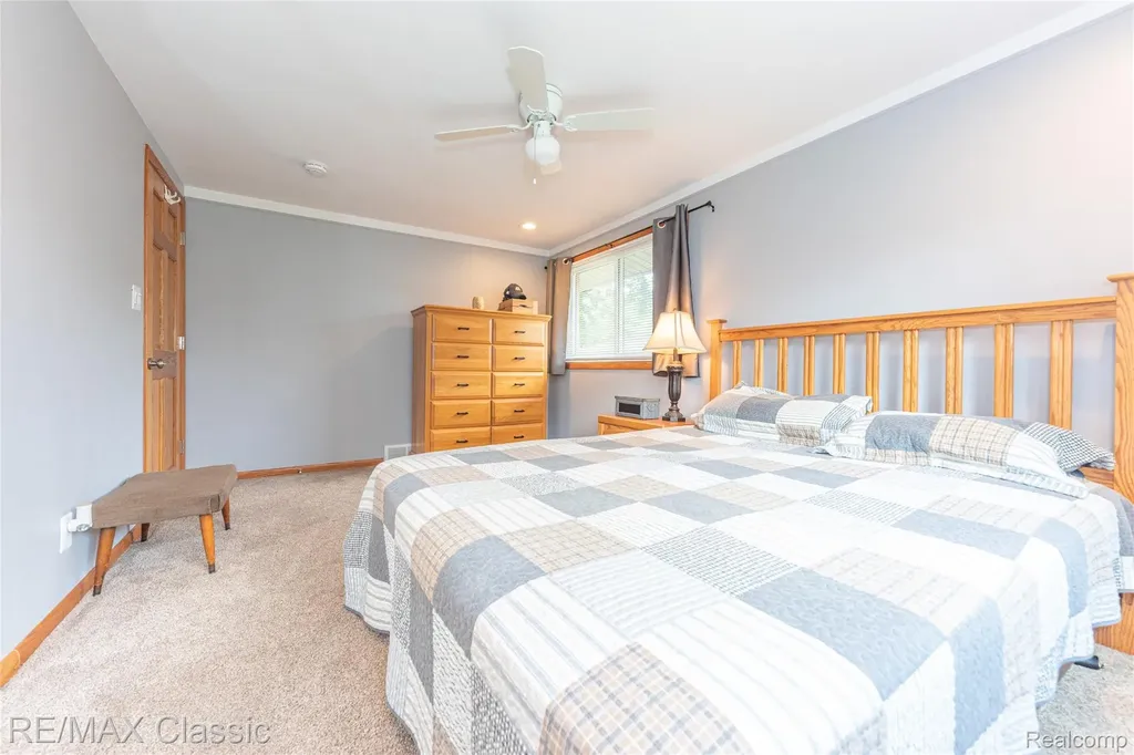 42150 Lakeland Court Plymouth Charter Township MI 48170