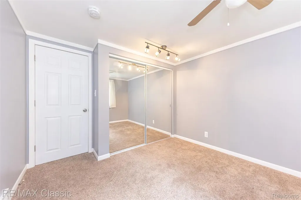 42150 Lakeland Court Plymouth Charter Township MI 48170
