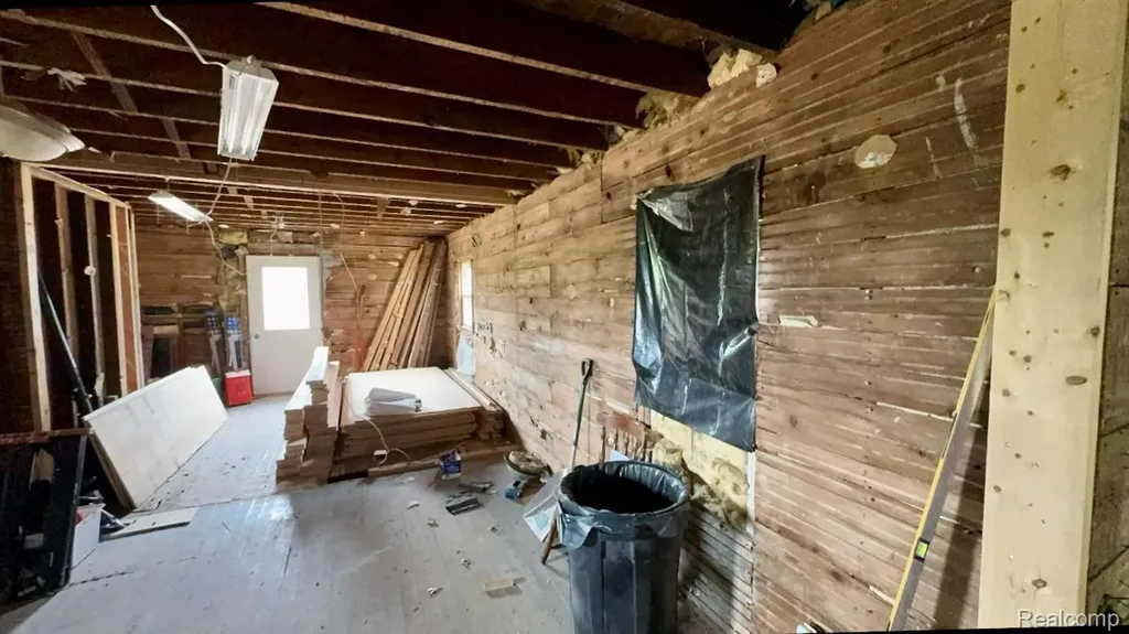 5262 Harwood Road Berlin Township MI 48846