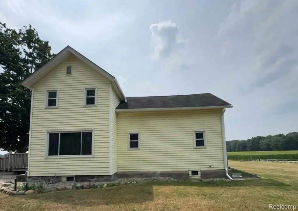 5262 Harwood Road Berlin Township MI 48846