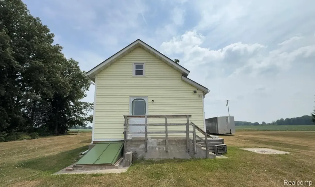 5262 Harwood Road Berlin Township MI 48846