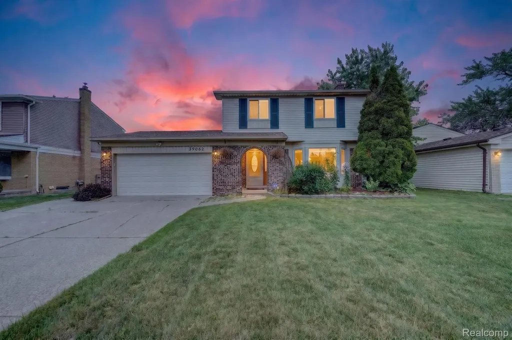 39062 Hyland Drive Sterling Heights City MI 48310