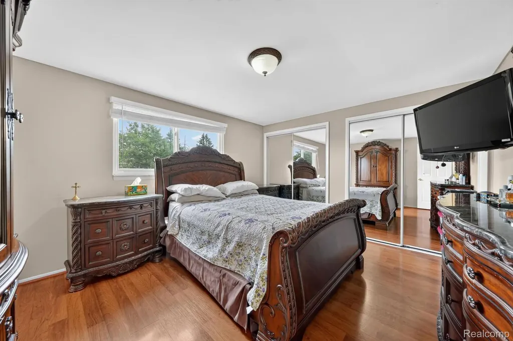 39062 Hyland Drive Sterling Heights City MI 48310