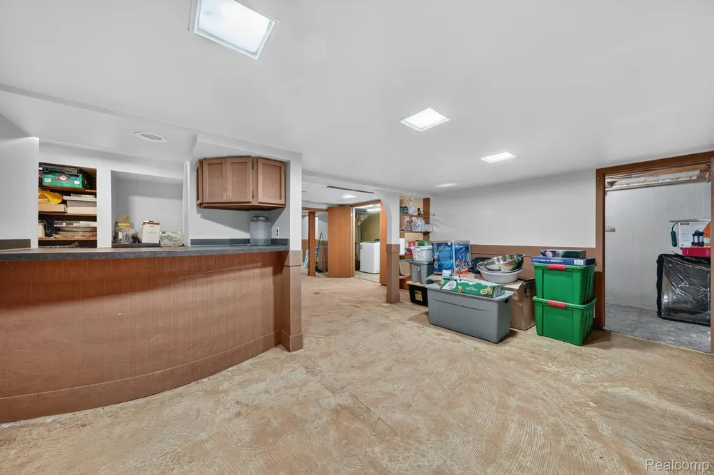 39062 Hyland Drive Sterling Heights City MI 48310
