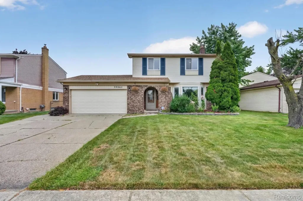39062 Hyland Drive Sterling Heights City MI 48310