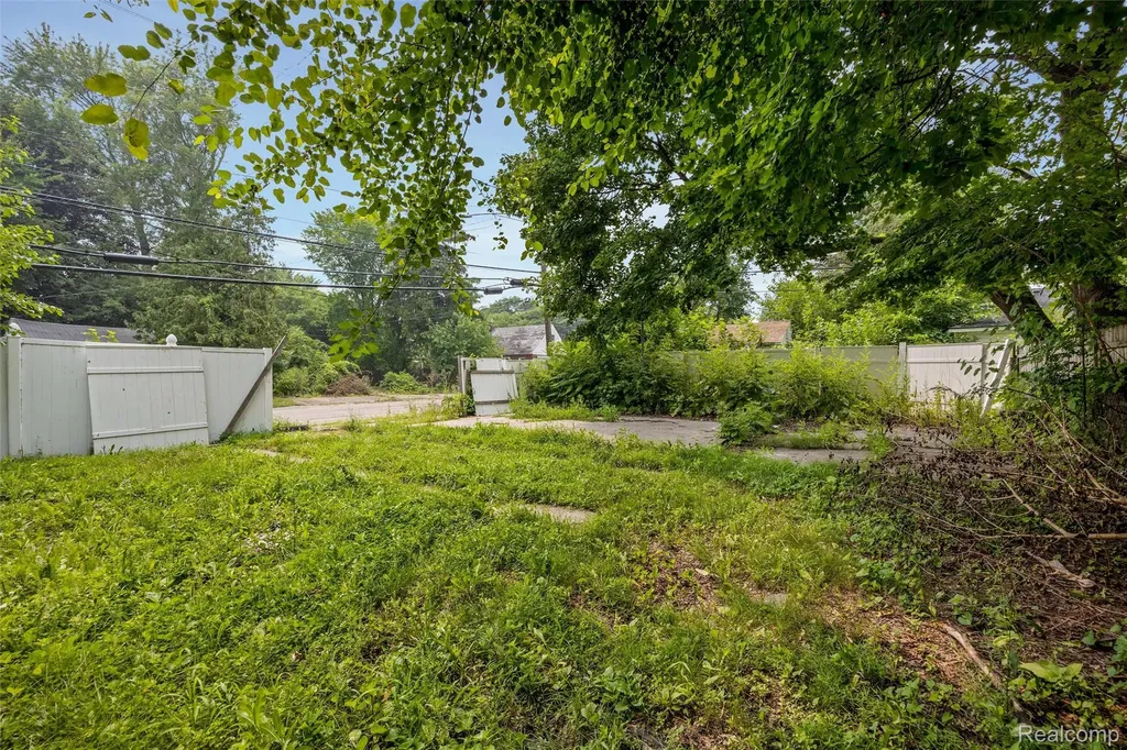 12603 Riad Street Detroit City MI 48224
