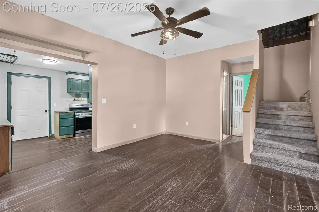 203 Grant Street Holly Township MI 48442