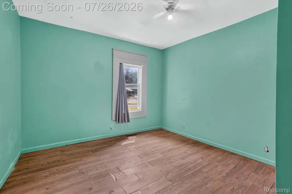 203 Grant Street Holly Township MI 48442