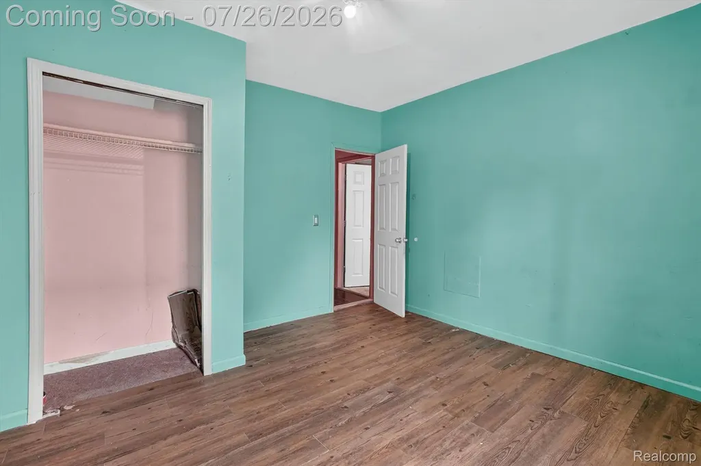 203 Grant Street Holly Township MI 48442