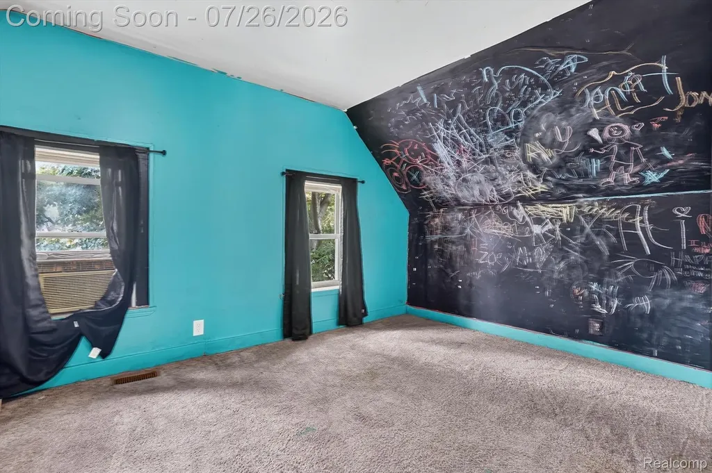 203 Grant Street Holly Township MI 48442