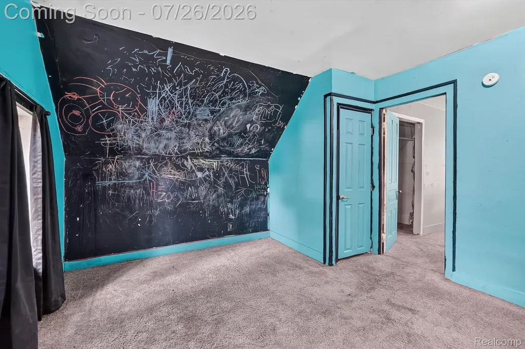 203 Grant Street Holly Township MI 48442