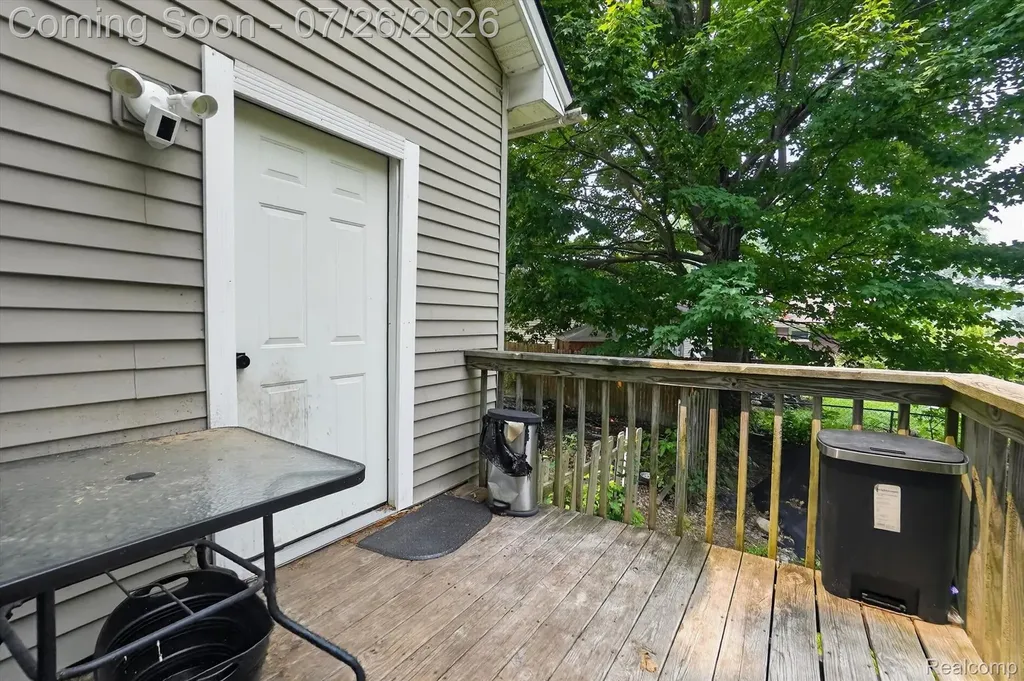 203 Grant Street Holly Township MI 48442